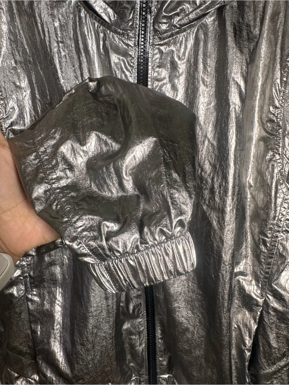 Lululemon Get Stellar Jacket in Titanium Foil. Size S
